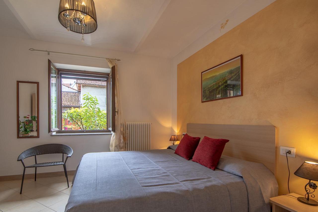 La Valle B&B Asti Luaran gambar