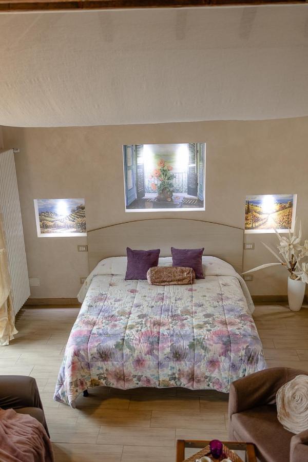 La Valle B&B Asti Luaran gambar