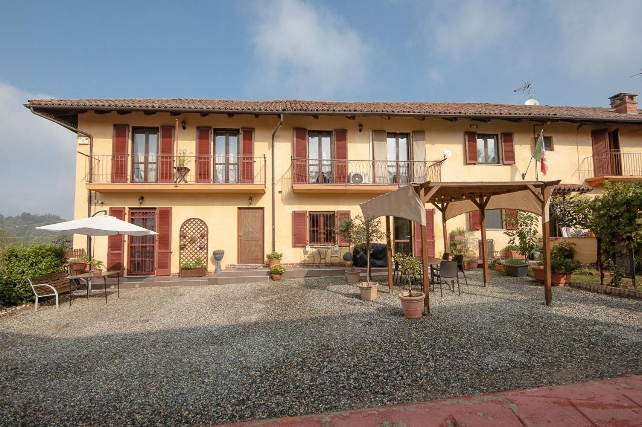 La Valle B&B Asti Luaran gambar