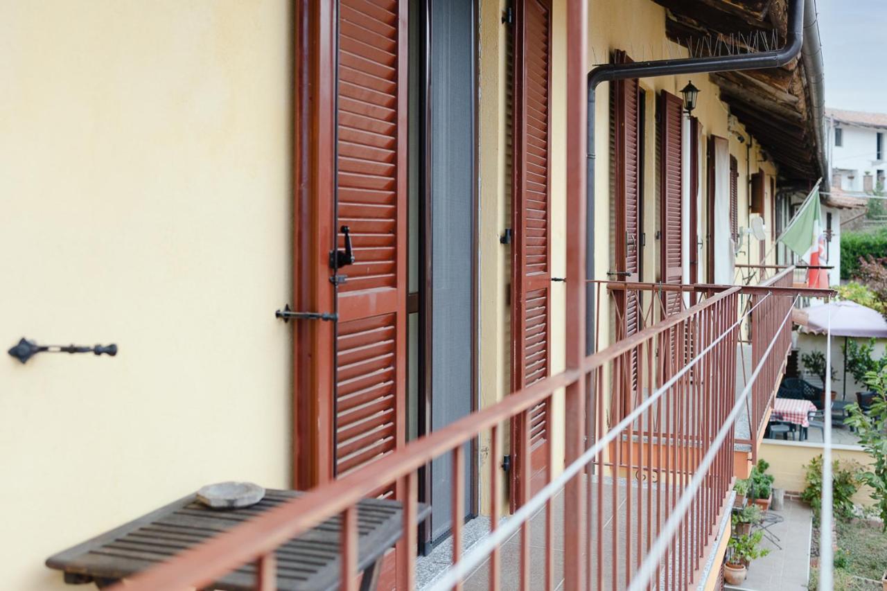 La Valle B&B Asti Luaran gambar