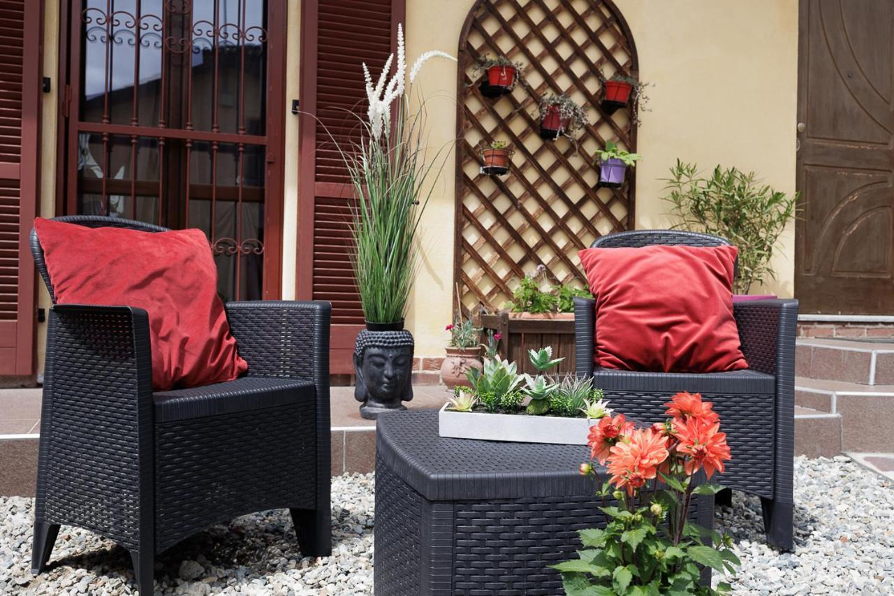 La Valle B&B Asti Luaran gambar