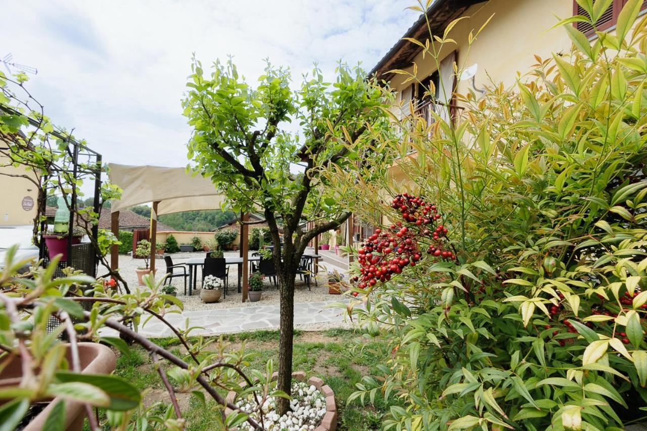 La Valle B&B Asti Luaran gambar